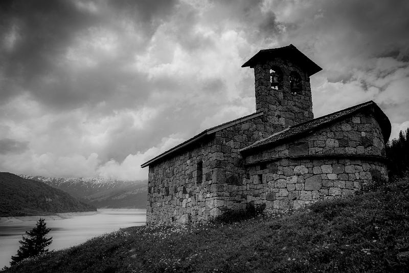 2018_06_07_Haute Savoie  (0042_bnw).jpg - Lac de Roselend (Juin 2018)